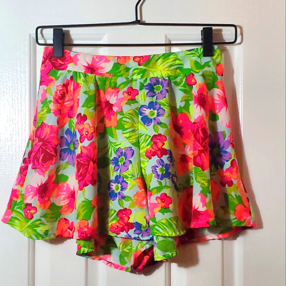 Charlotte Russe- Floral Print Shorts